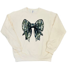 Load image into Gallery viewer, Camo Bow Crewneck Pullover
