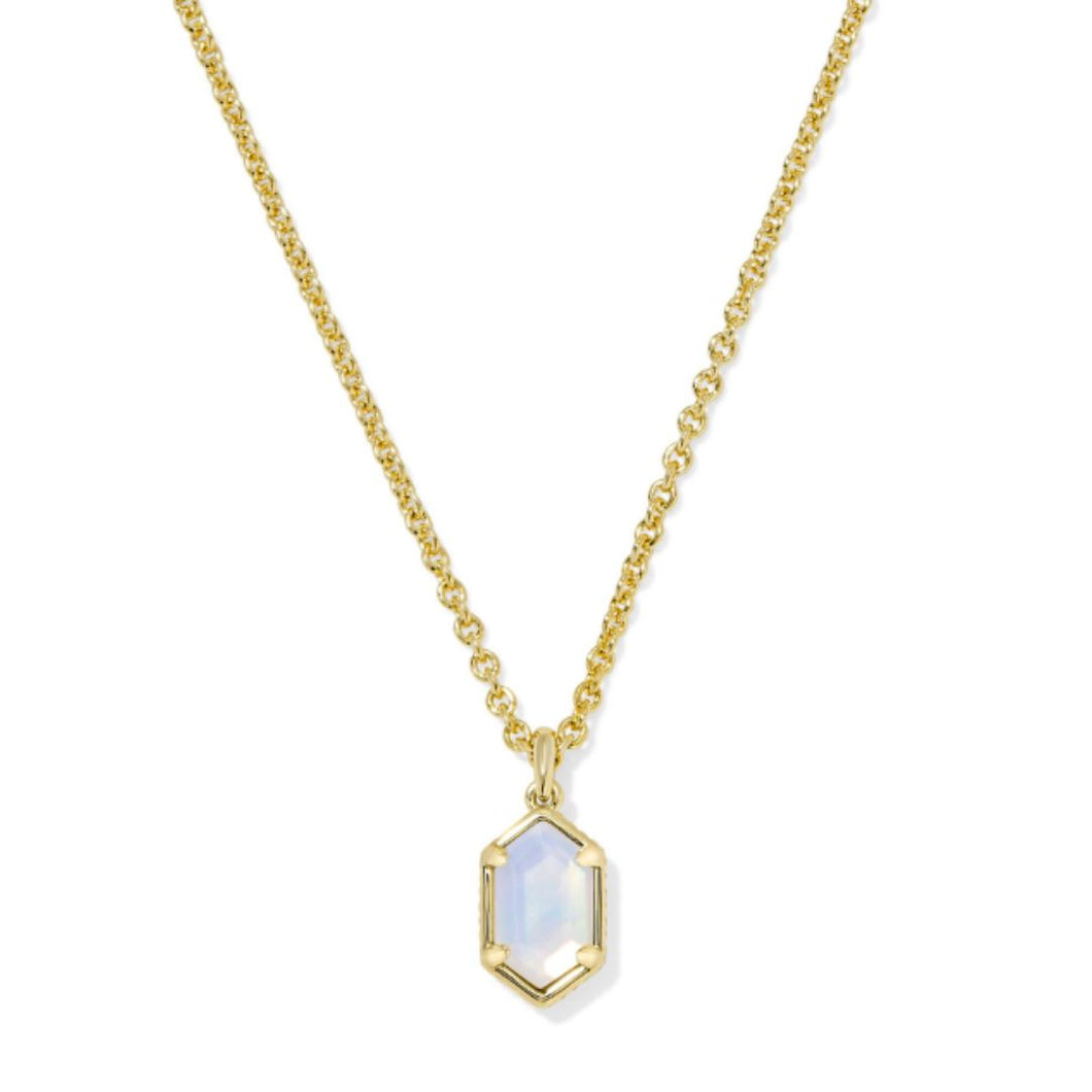 Hallie Short Pendant Opalite Illusion