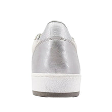 Load image into Gallery viewer, Shushop Paz Light Grey Star Sneaker
