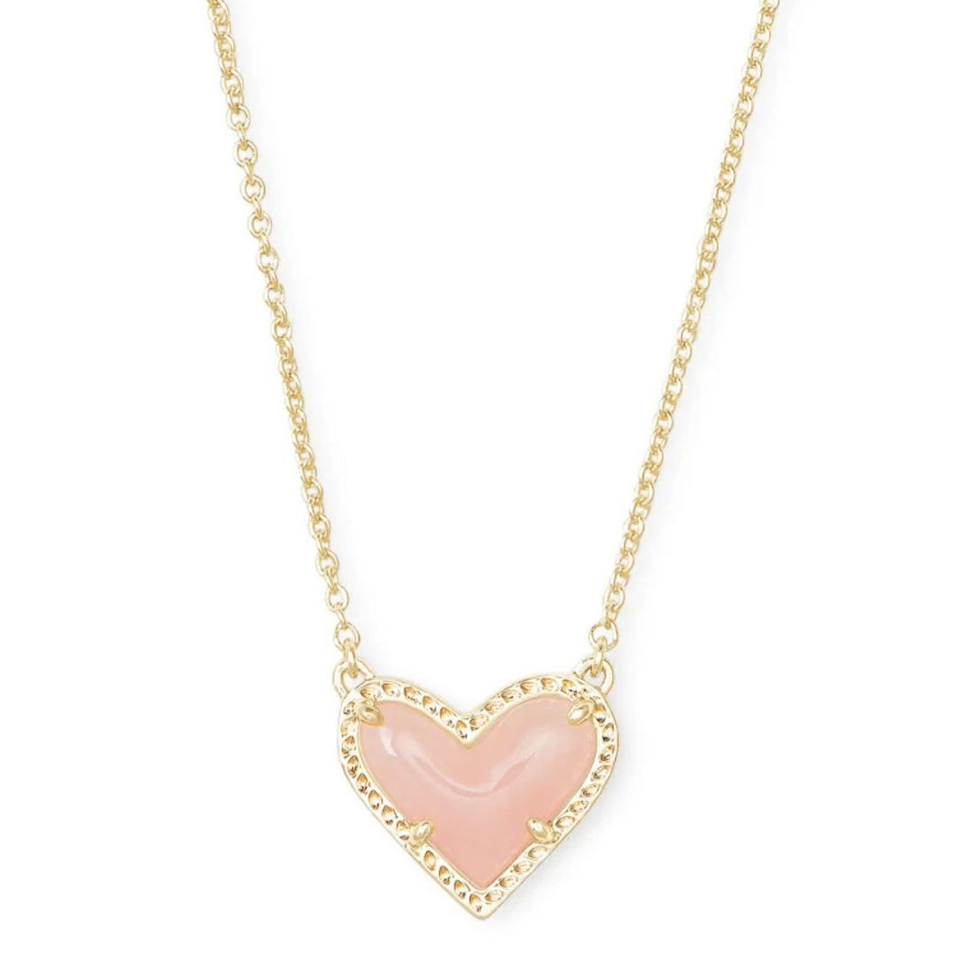 Ari Heart Gold Pendant Necklace in Rose Quartz